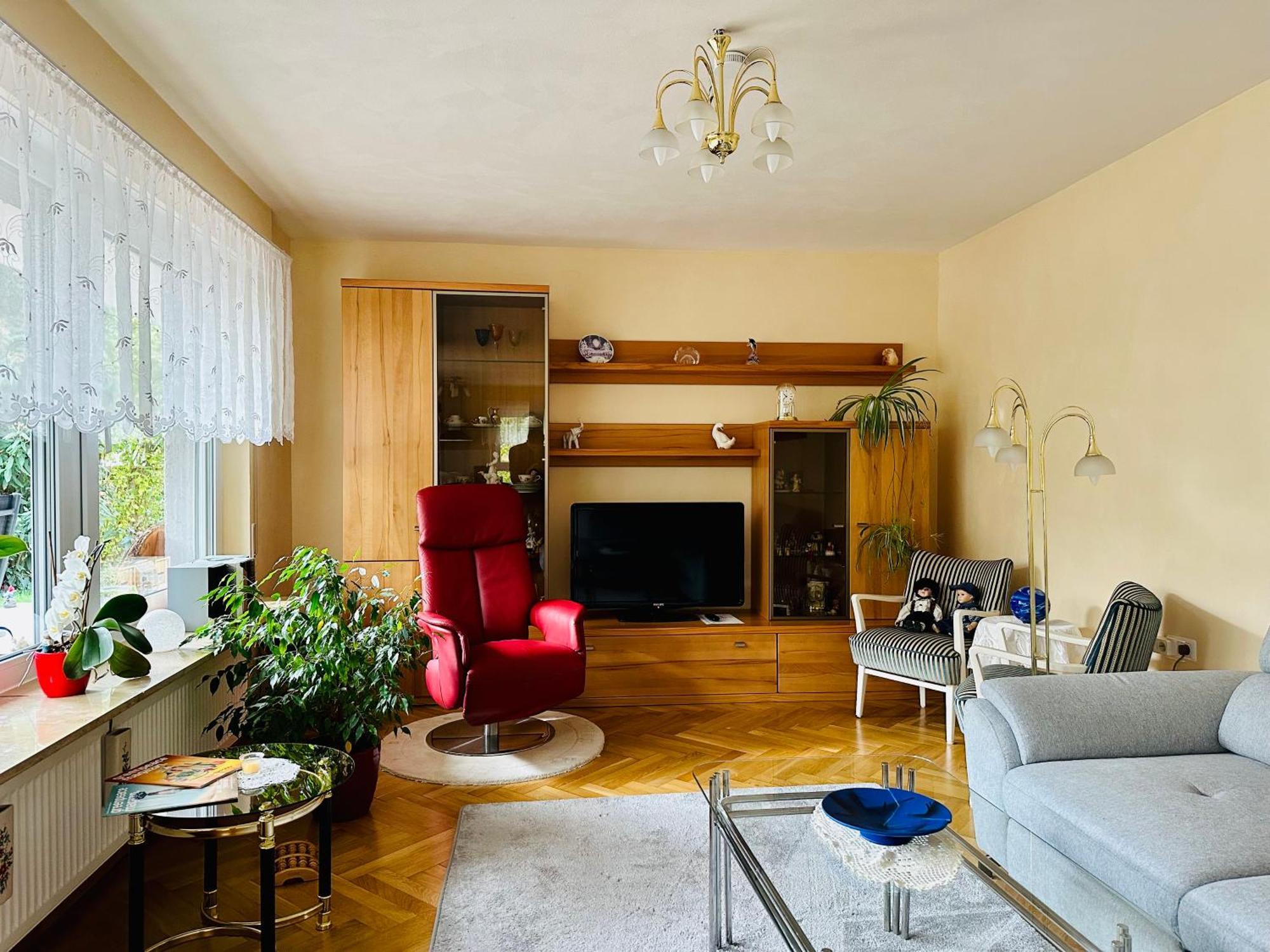 2,5-Zimmerwohnung Mit Terrasse - Keine Monteure Марбах-ам-Неккар Экстерьер фото