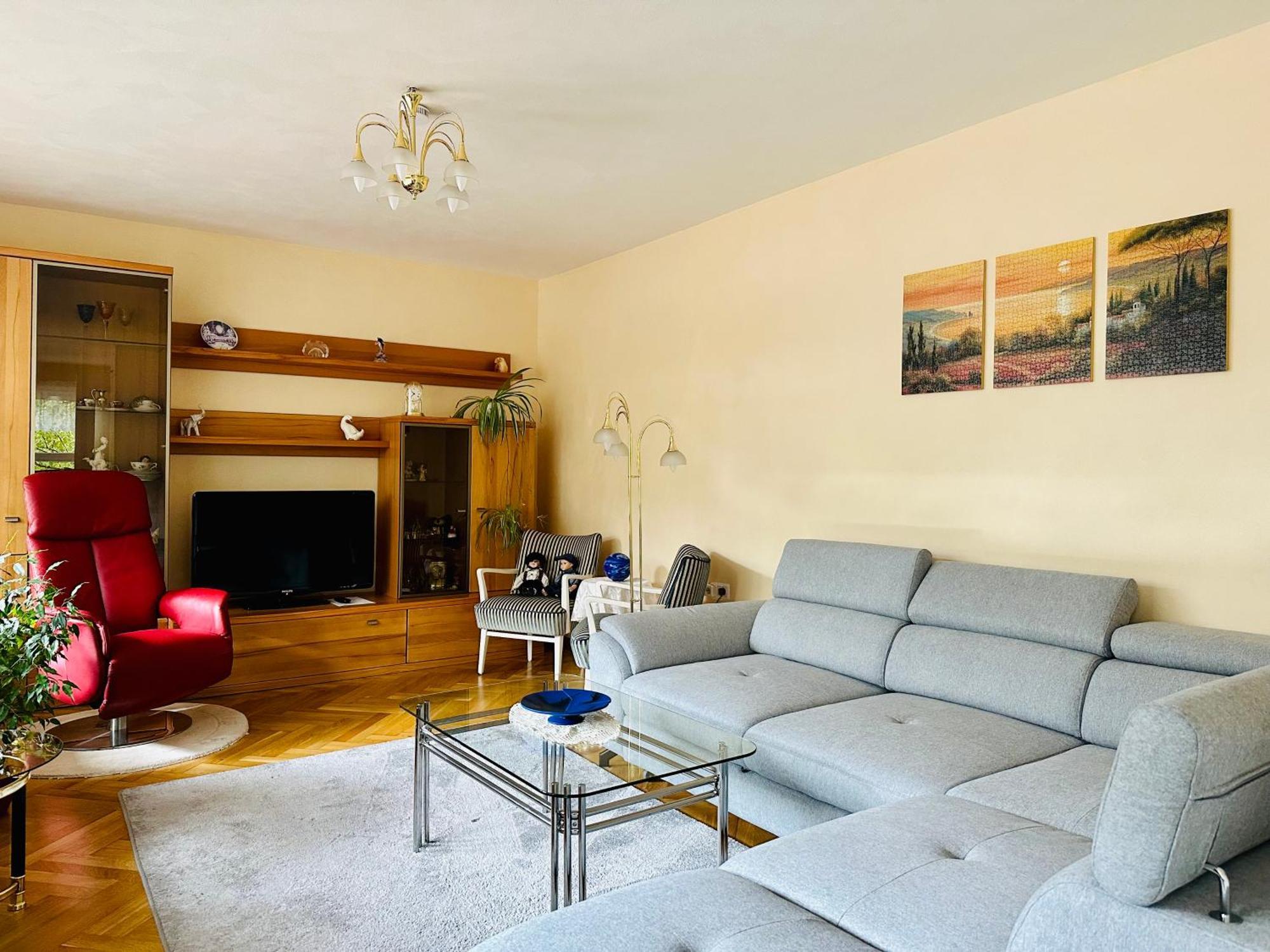 2,5-Zimmerwohnung Mit Terrasse - Keine Monteure Марбах-ам-Неккар Экстерьер фото